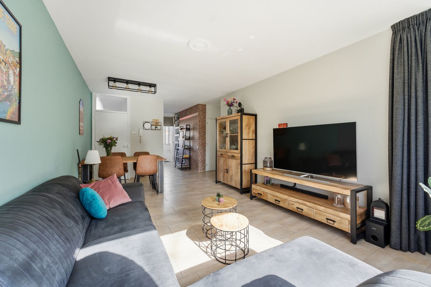 Foto 4 van Van Beethovenstraat 143