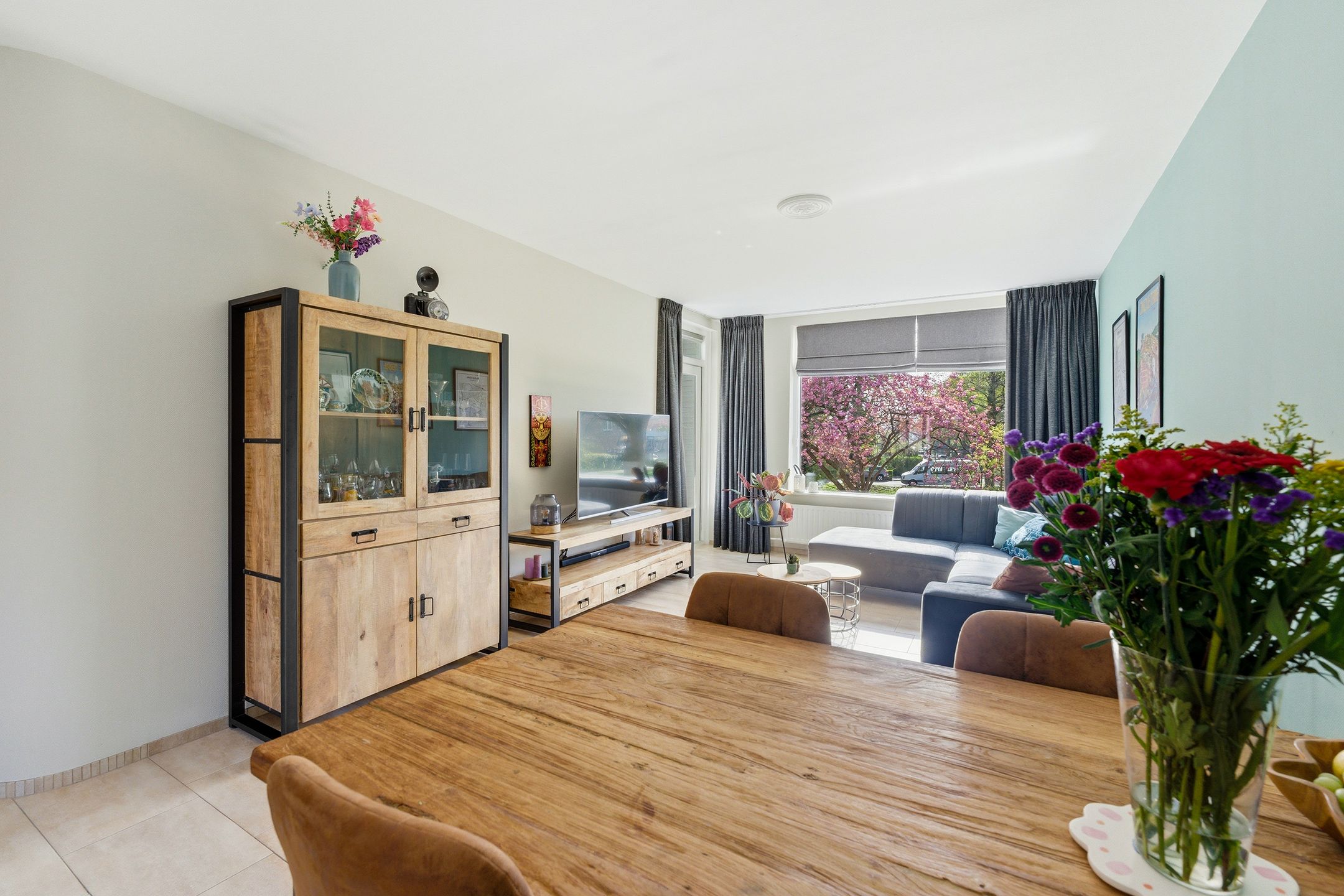 Foto 9 van Van Beethovenstraat 143