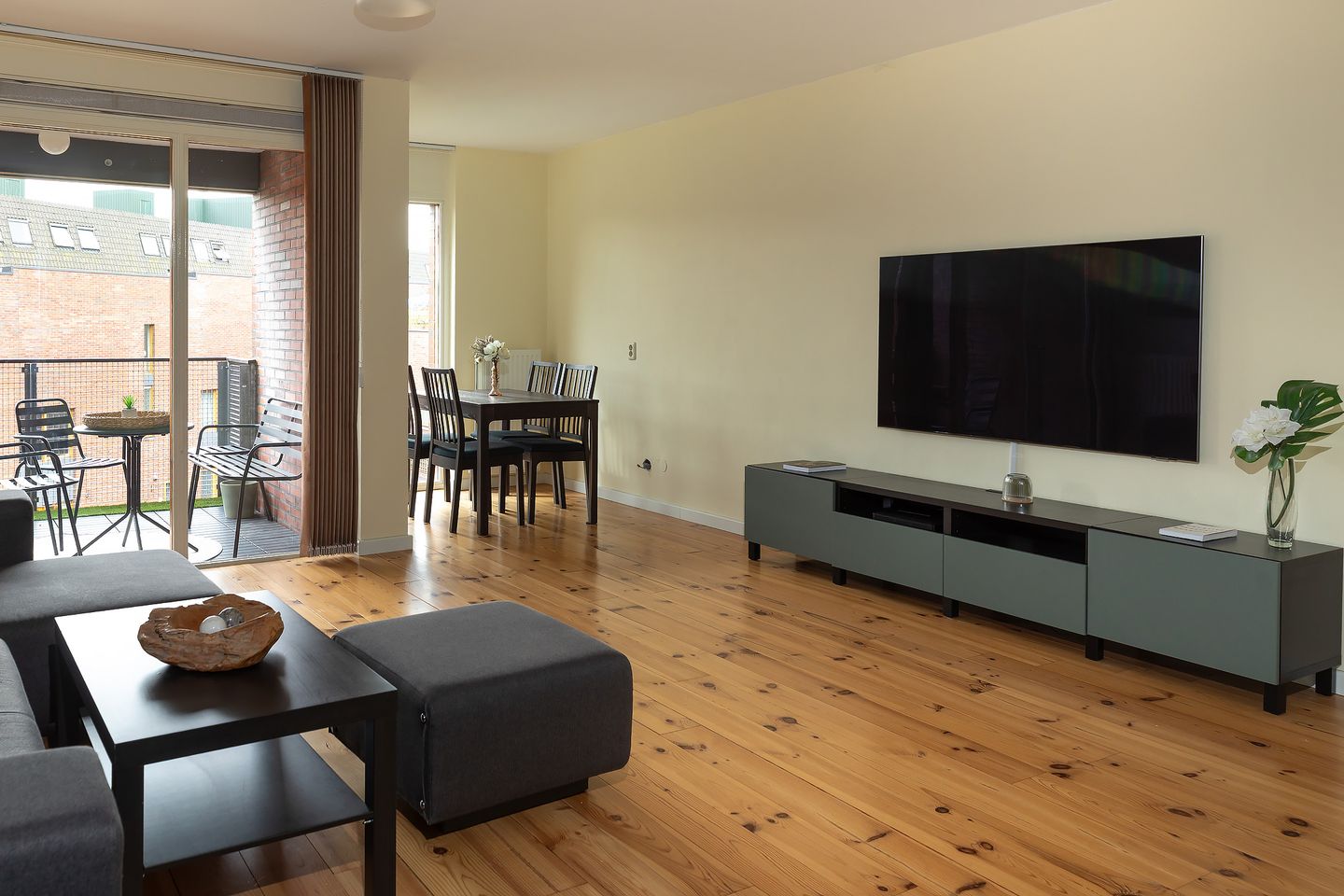 Foto 10 van Langestraat 63-J