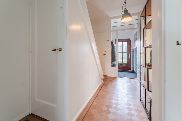 Hoekwoning te koop: Provincialeweg 328, Zaandam