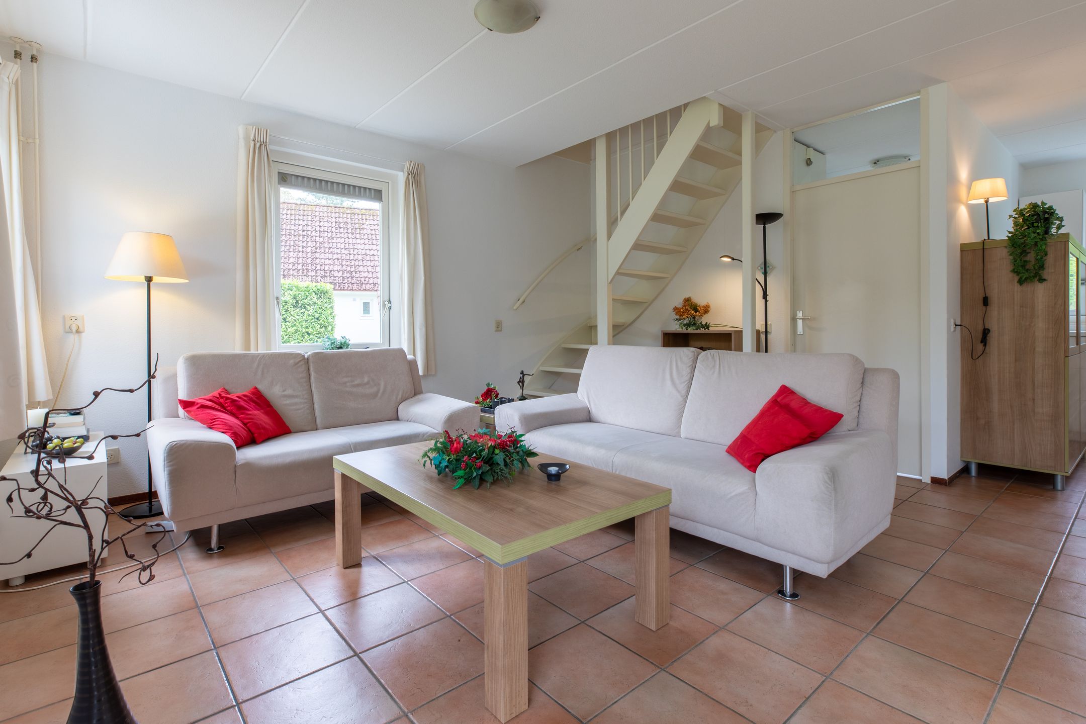 Foto 9 van Zwembadweg 2-W39