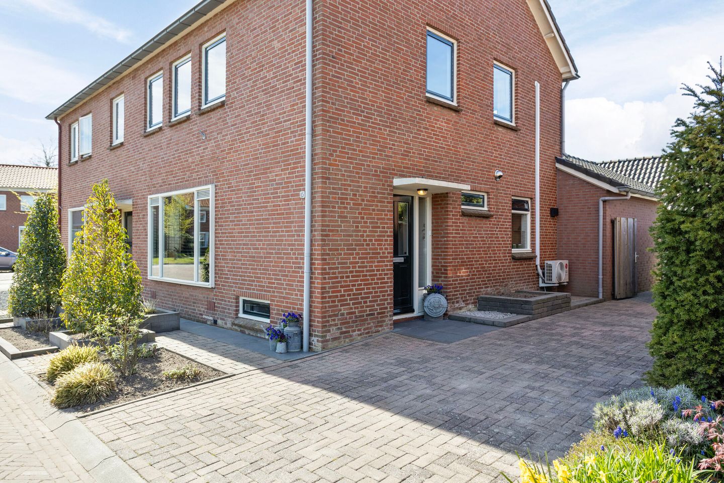 Foto 50 van Regenwicestraat 15