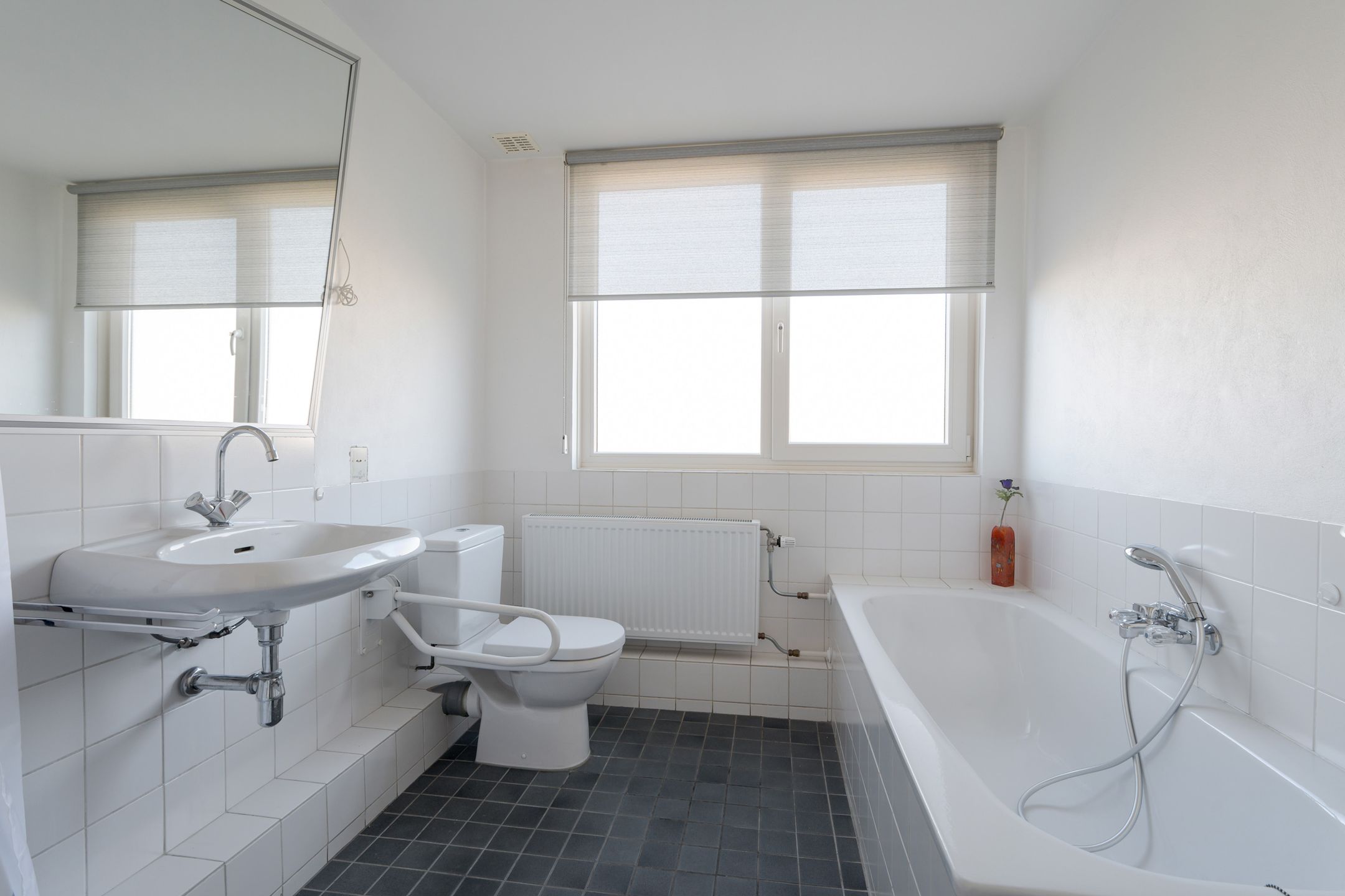 4-bedroom freehold villa in Breda — photo 4 of 5