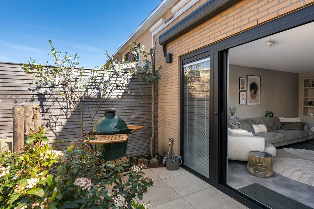 Foto 22 van Brederodestraat 16