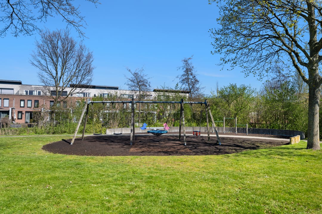 Foto 41 van Brederodestraat 16