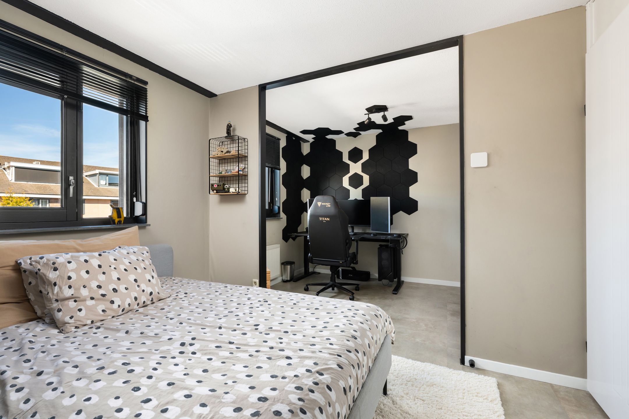 Foto 27 van Brederodestraat 16