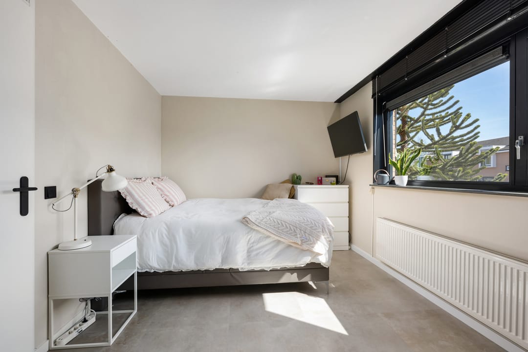 Foto 31 van Brederodestraat 16