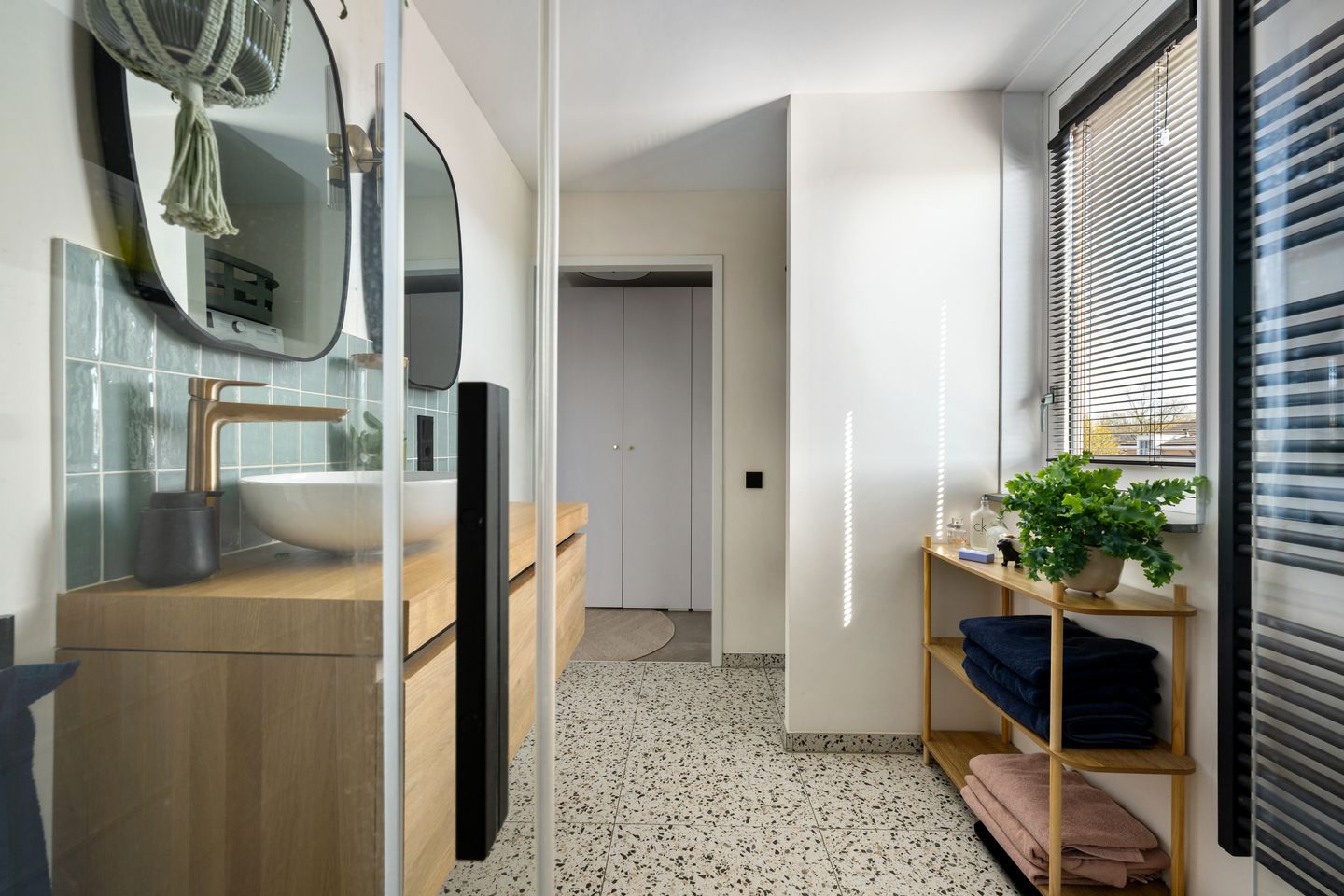 Foto 40 van Brederodestraat 16