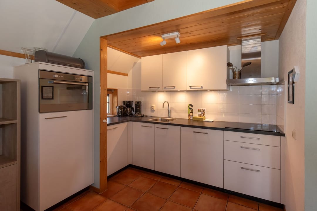 Photo 8 of Tunnelweg 7-118