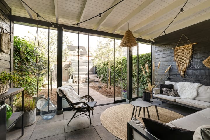 Photo 2 of Prinses Christinastraat 37