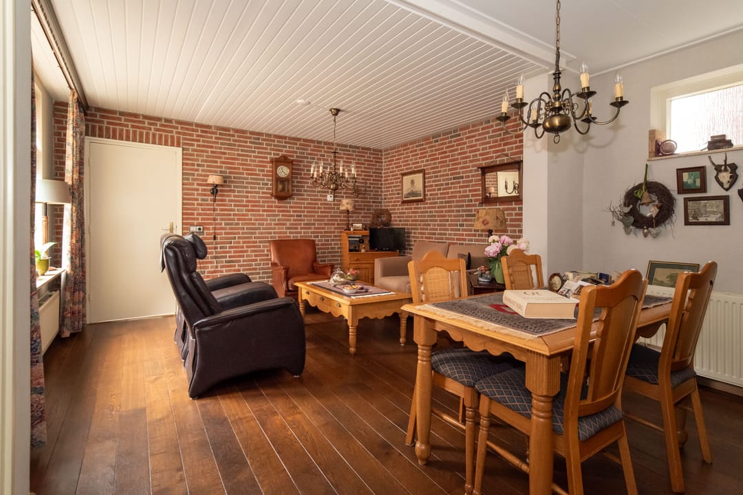 Foto 11 van Molenstraat 16