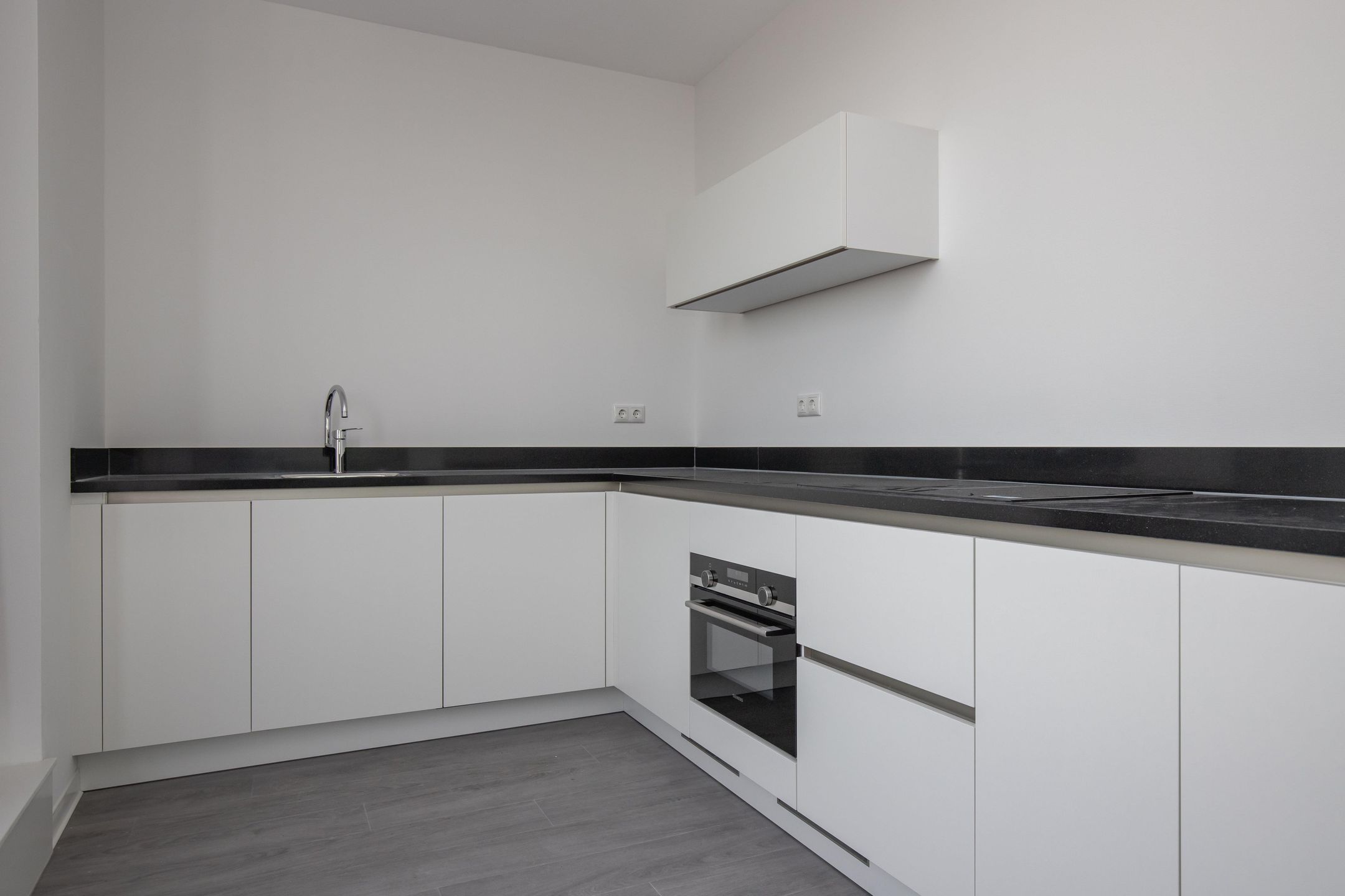 Photo 6 of Machinekamerplein 32-327