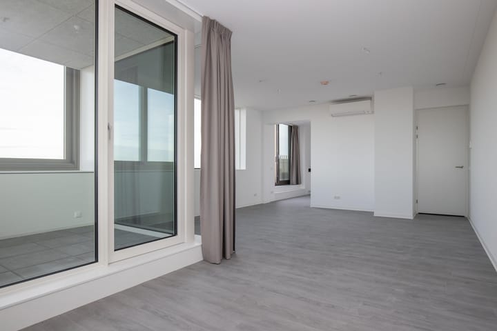 Foto 3 van Machinekamerplein 32-327