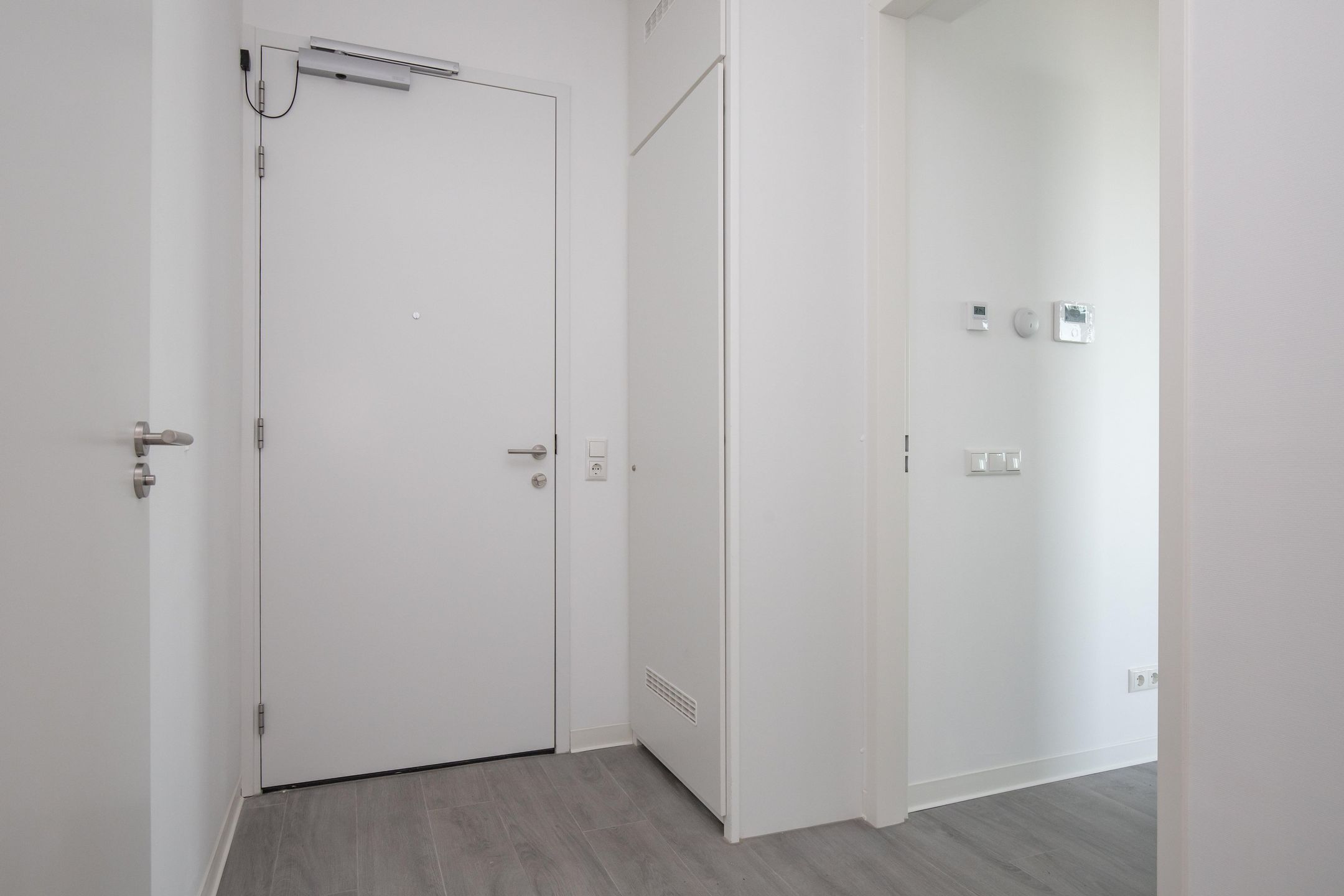 Photo 9 of Machinekamerplein 32-327