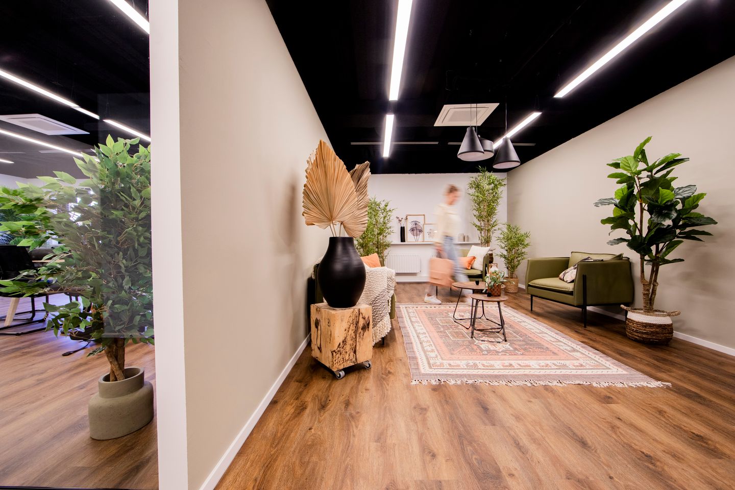 View photo 2 of Pelmolenlaan 16-18