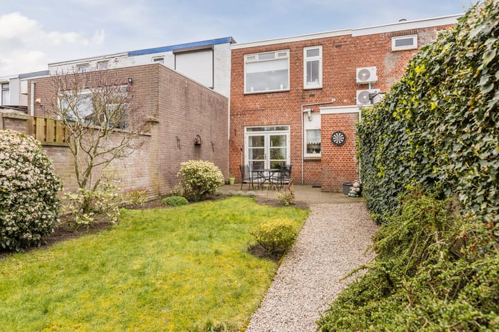 Photo 5 of Piet Heinstraat 10