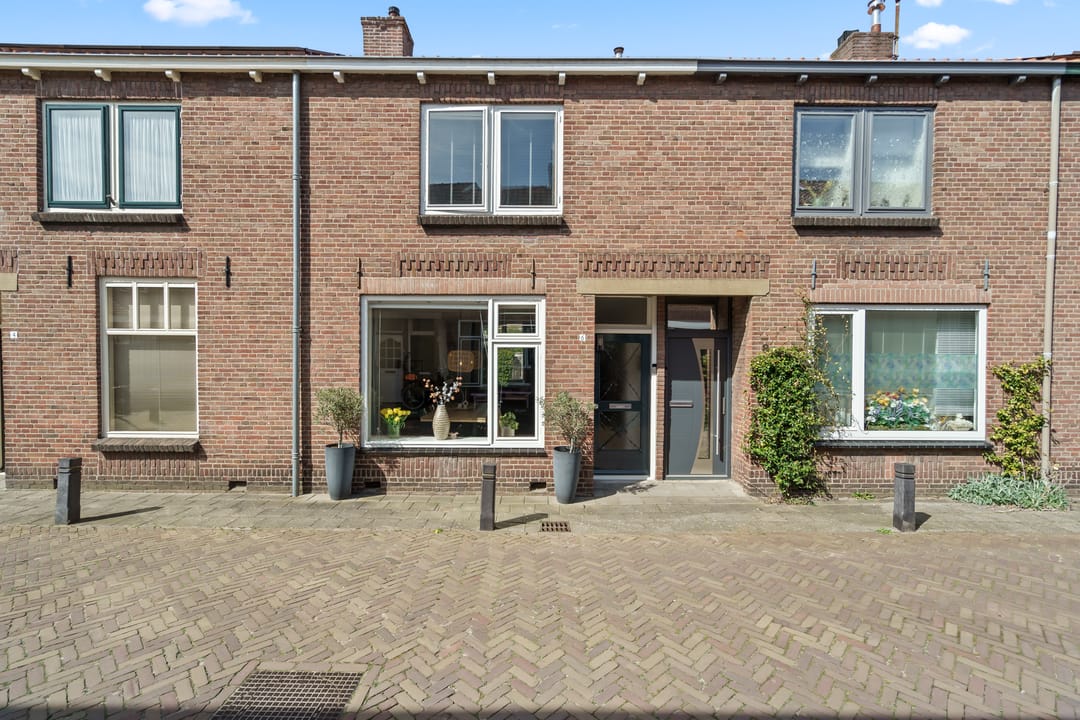 Photo 1 of Goudsbloemstraat 6