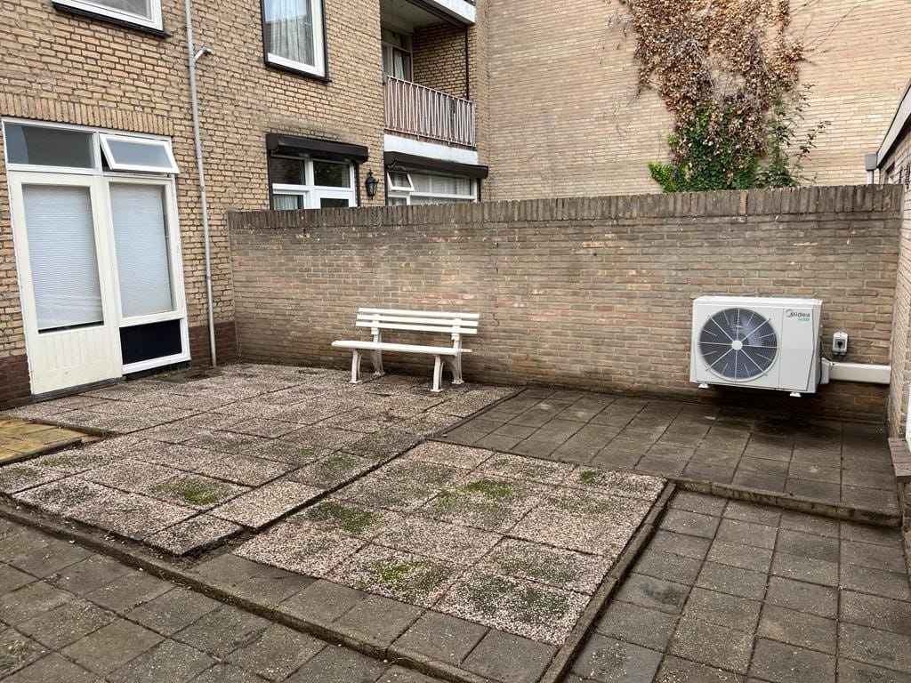 View photo 4 of Burg. Remmenstraat 9