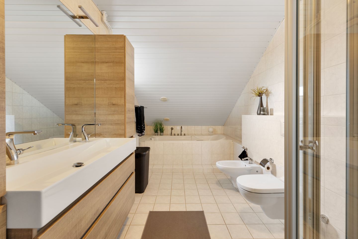 Foto 25 van Isaac Sweersstraat 5