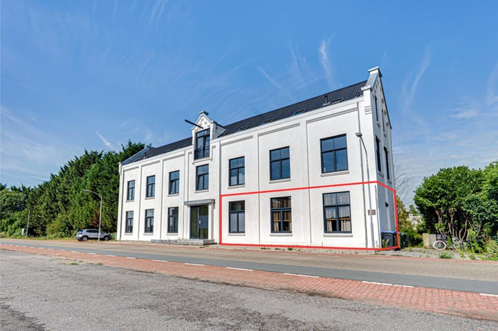 Photo 4 of Huizersdijk 28-A