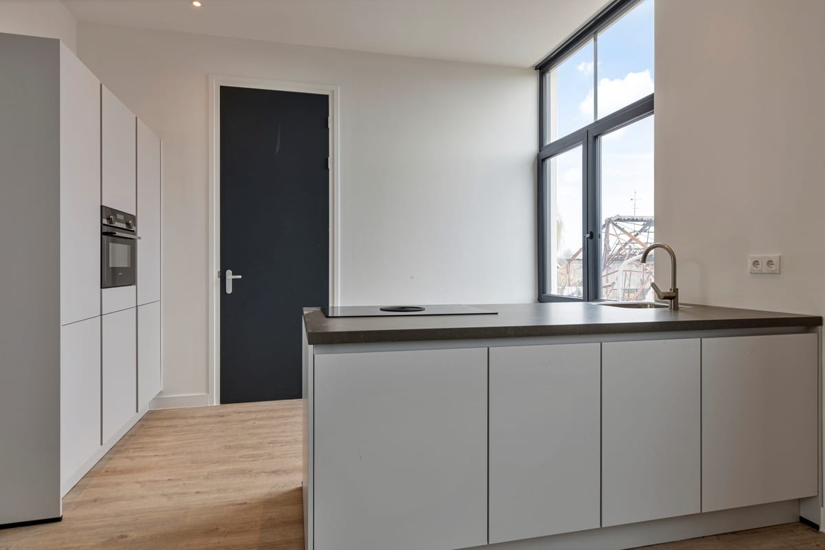 Foto 9 van Huizersdijk 28-A