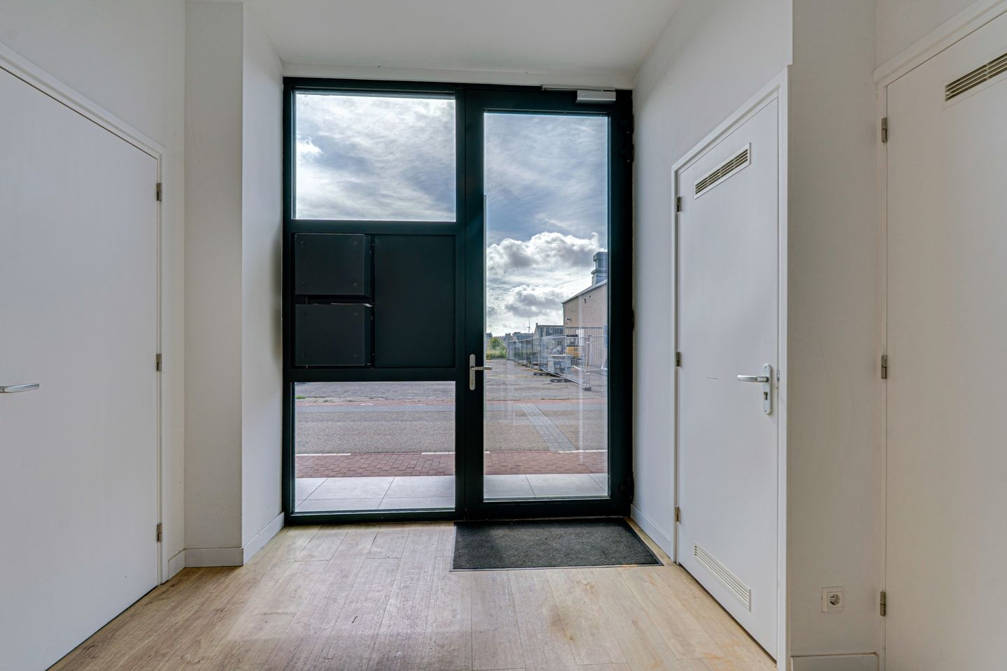 Foto 5 van Huizersdijk 28-A