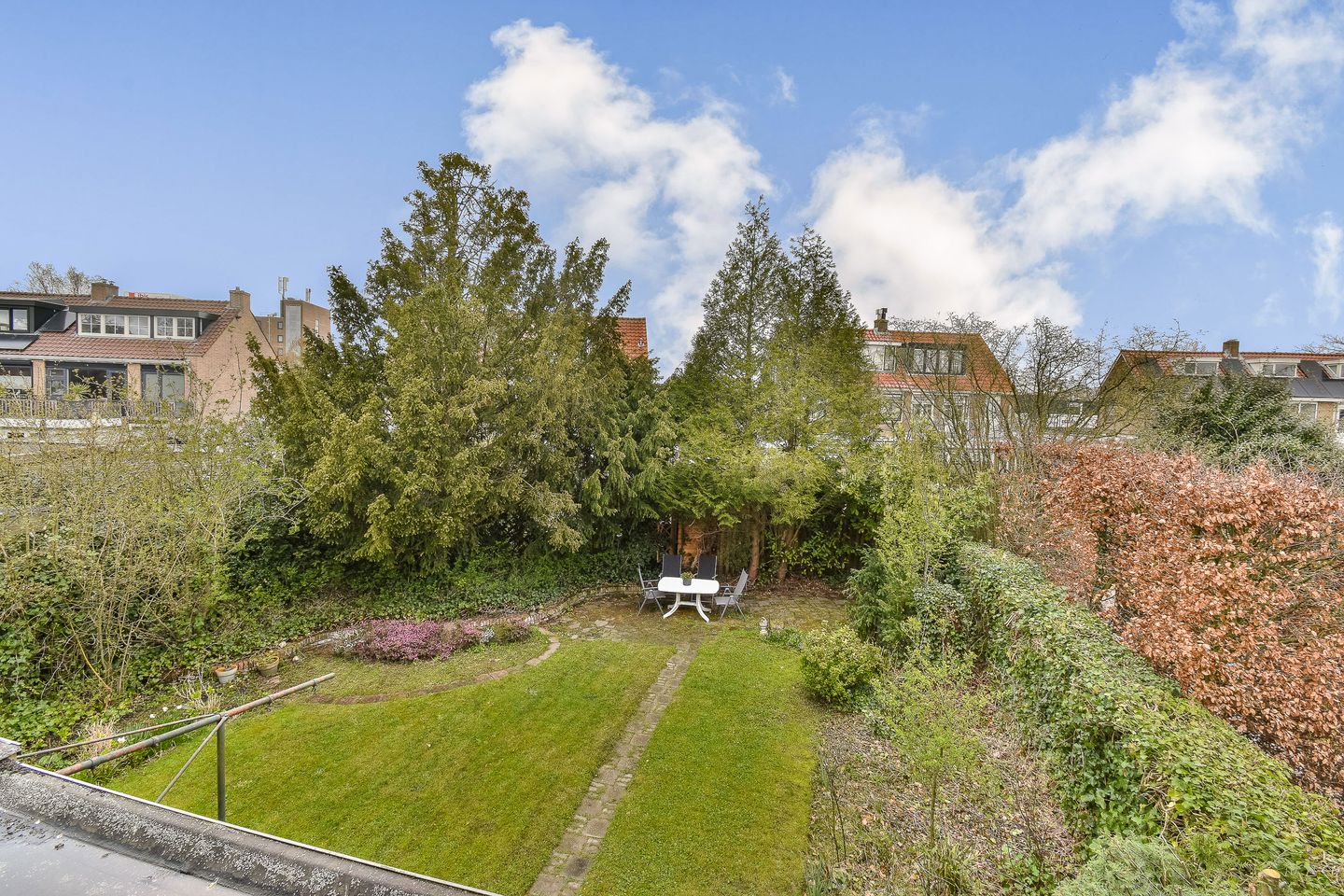 Foto 19 van van Heutszpark 16