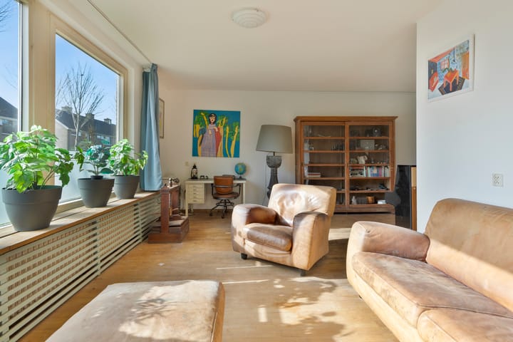 Photo 4 of Bachstraat 6