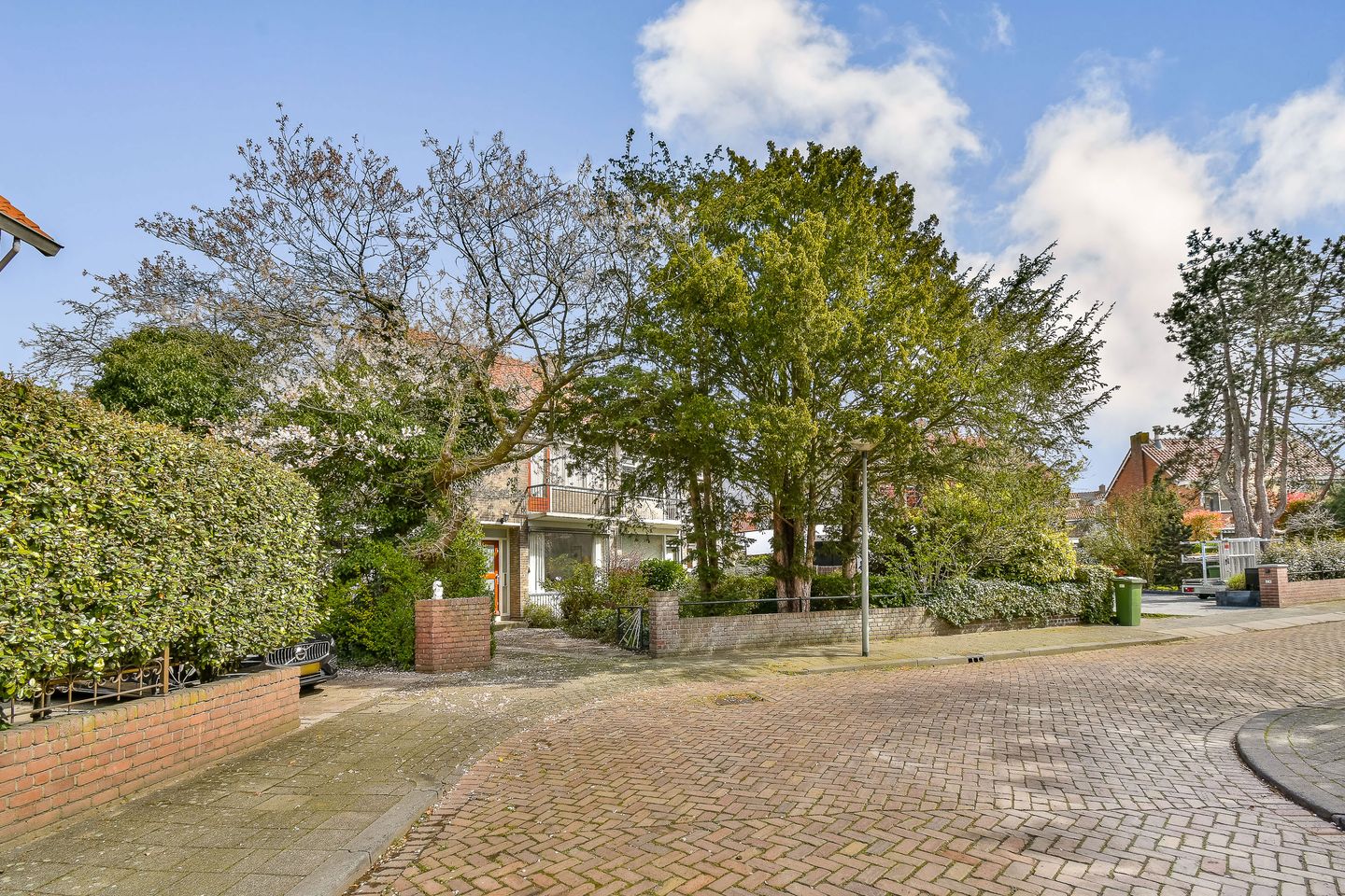 Foto 4 van van Heutszpark 16