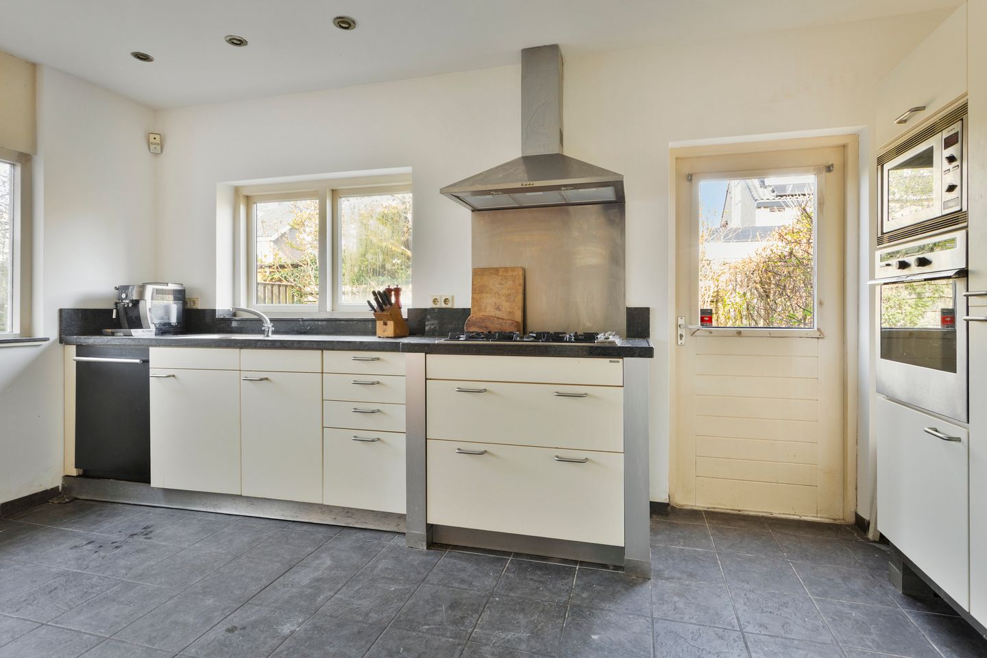 Foto 10 van Bachstraat 6