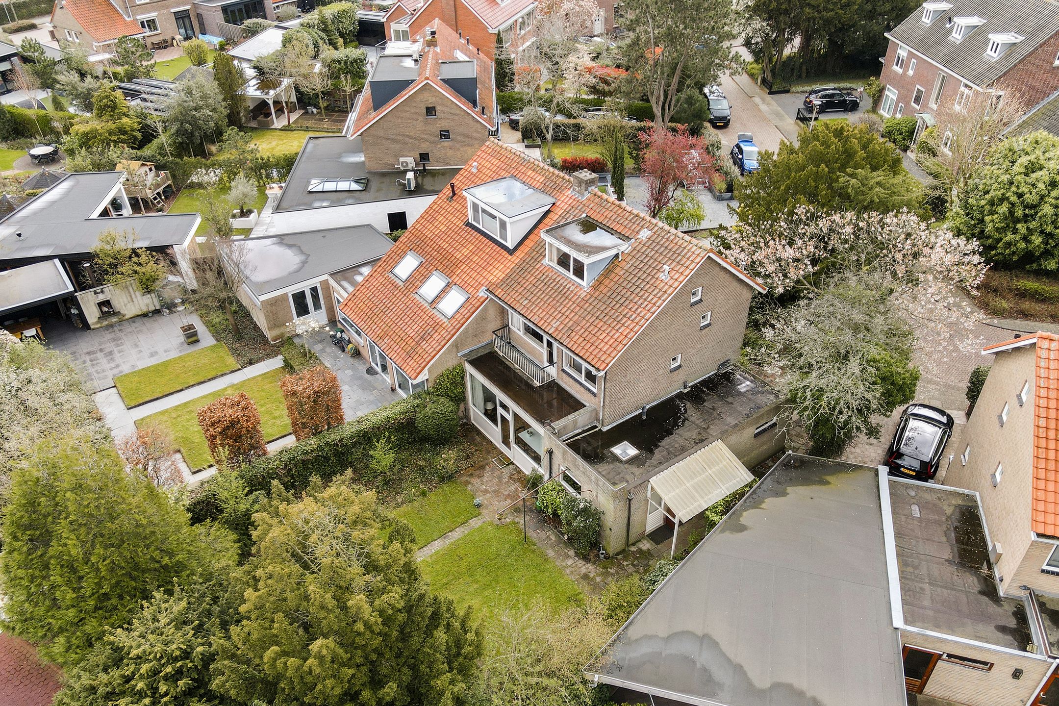 Foto 36 van van Heutszpark 16