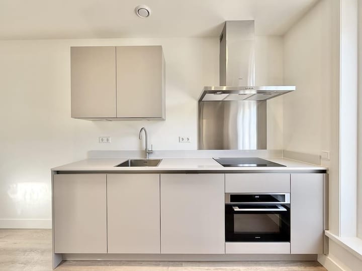 Photo 4 of Achillesstraat 115-4