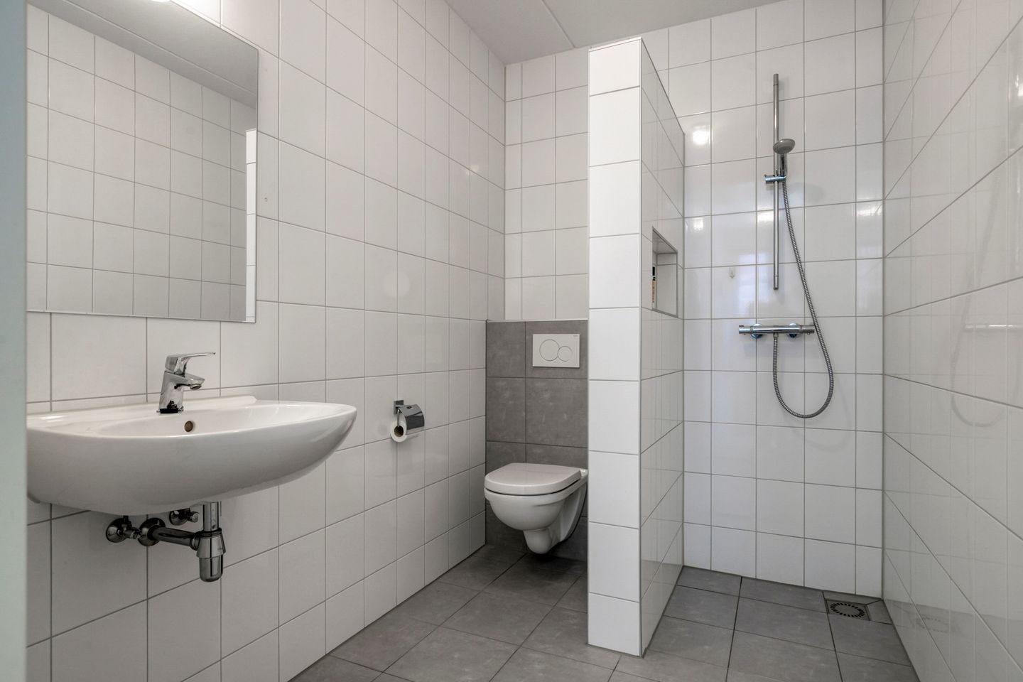 Foto 4 van Dick van Tussenbroekhof 8