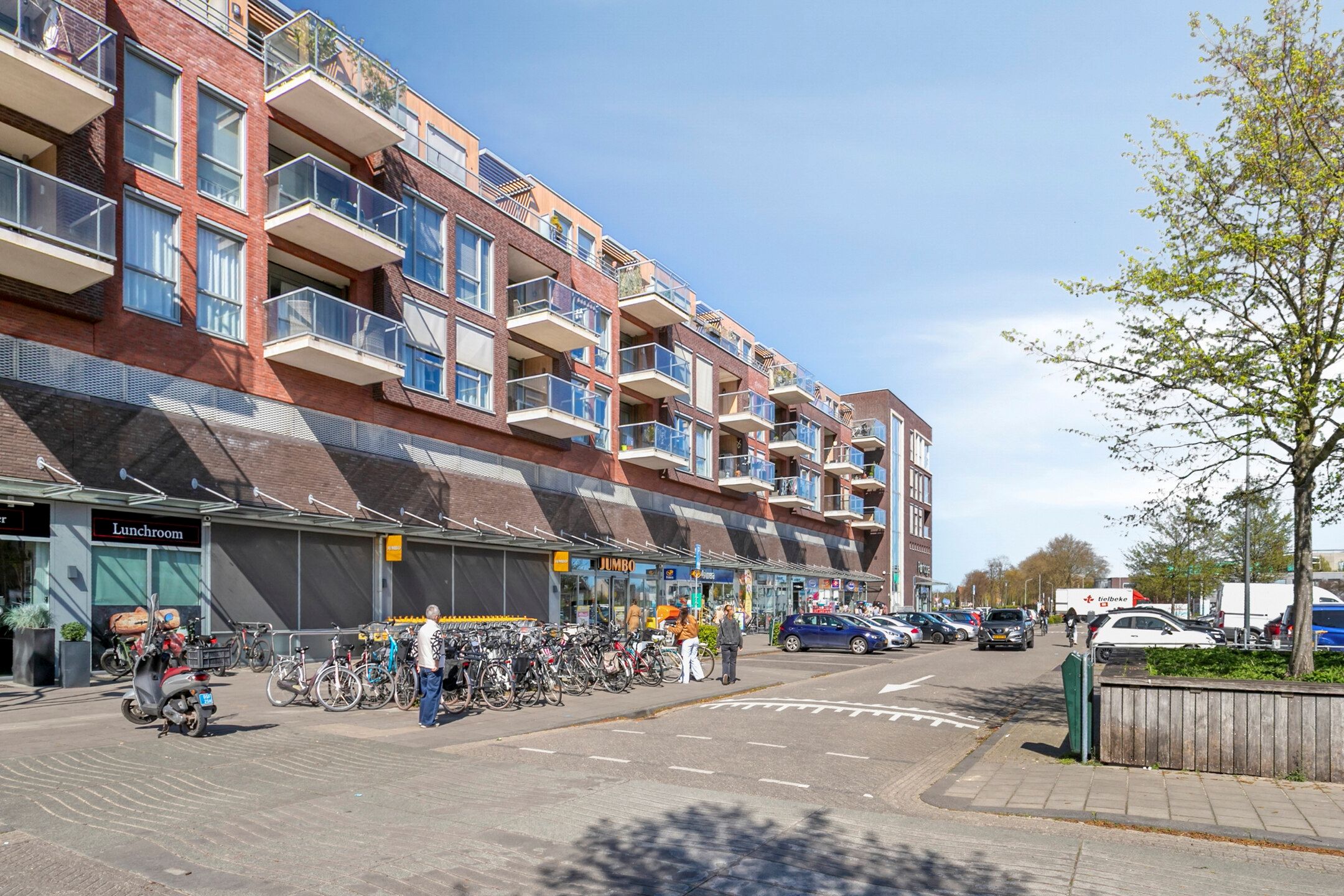 Foto 48 van Dick van Tussenbroekhof 8