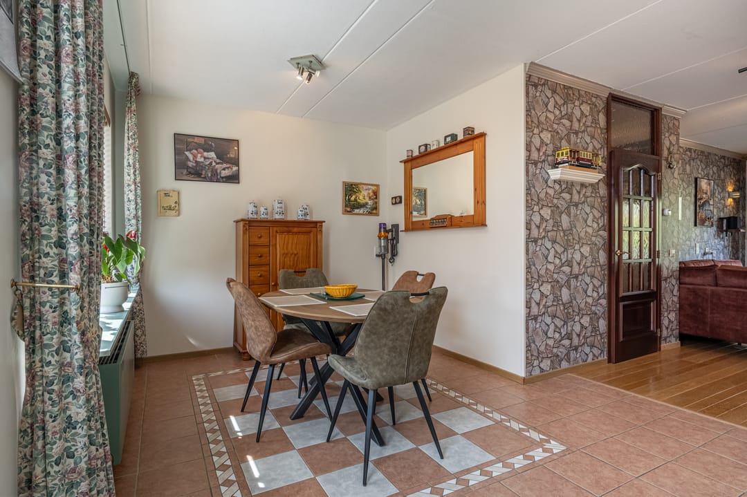 Foto 17 van Zonnebloemlaan 17