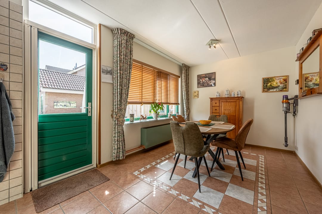 Foto 16 van Zonnebloemlaan 17