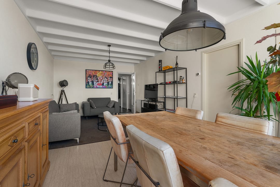 Photo 8 of Burgemeester Haefkensstraat 39