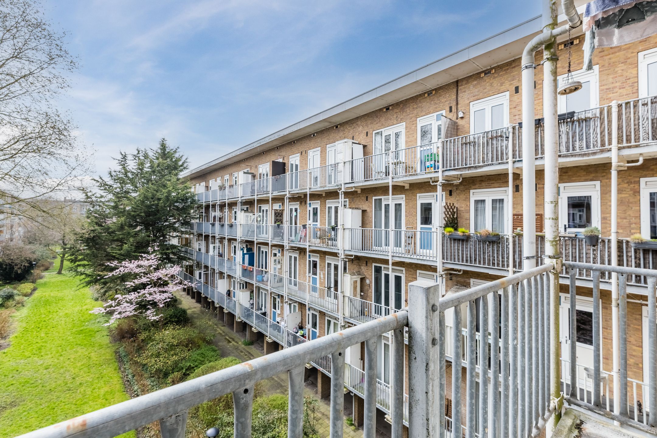 Photo 15 of Adriaan van Bergenstraat 5-2