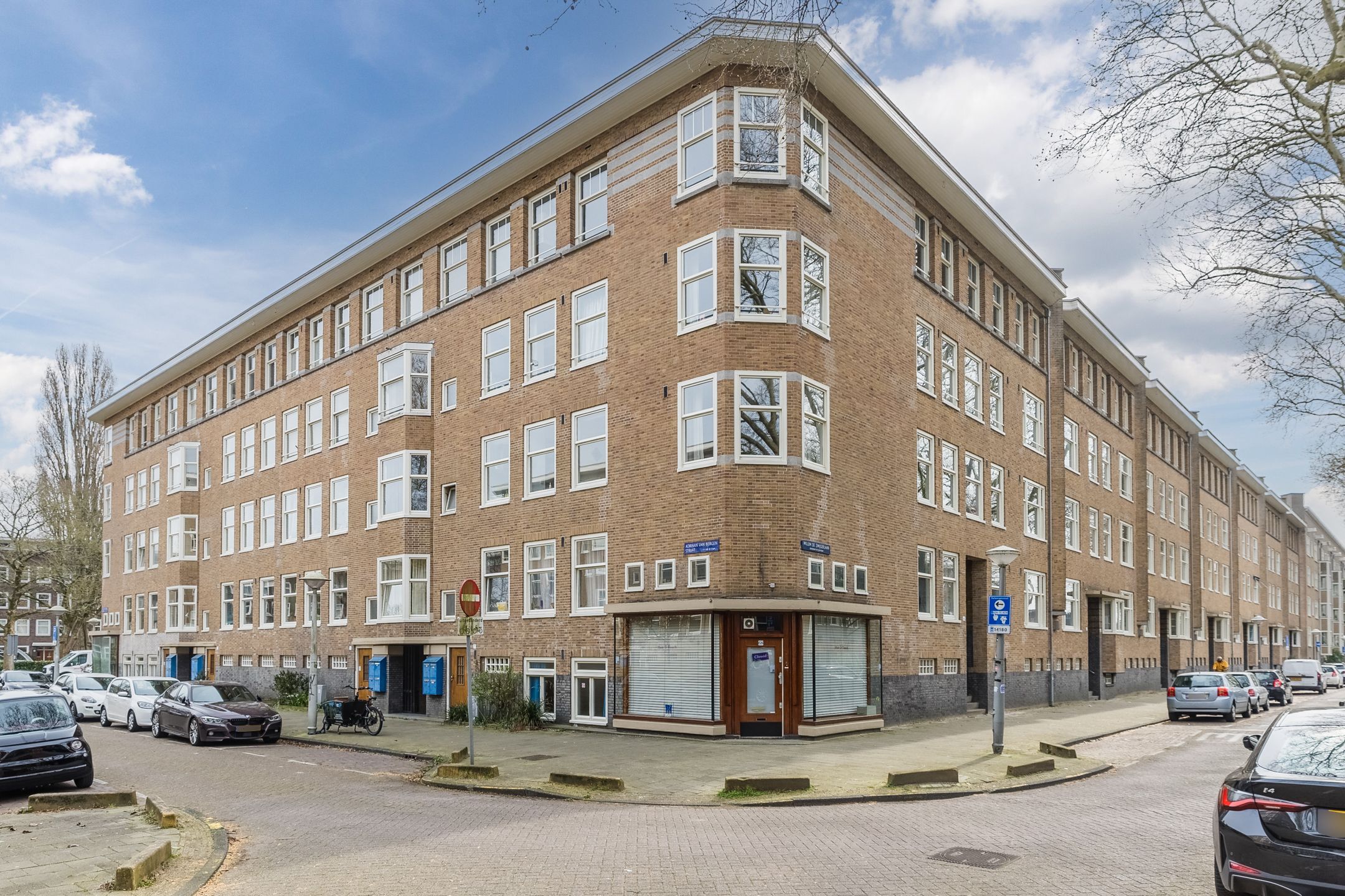 Photo 24 of Adriaan van Bergenstraat 5-2