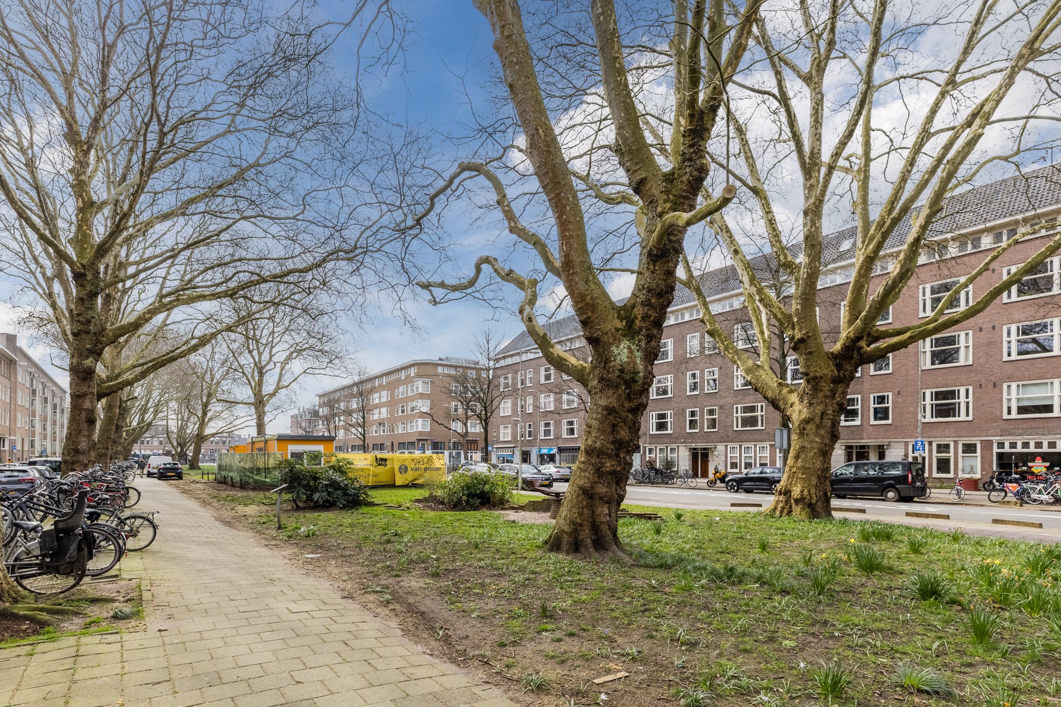 Photo 27 of Adriaan van Bergenstraat 5-2