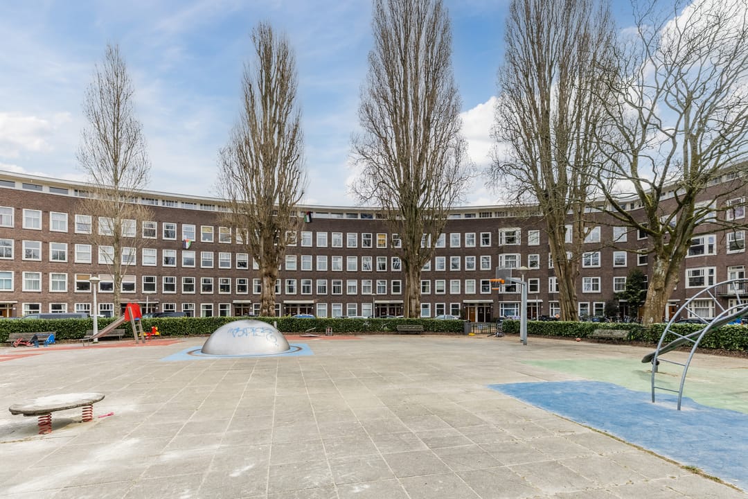 Photo 28 of Adriaan van Bergenstraat 5-2