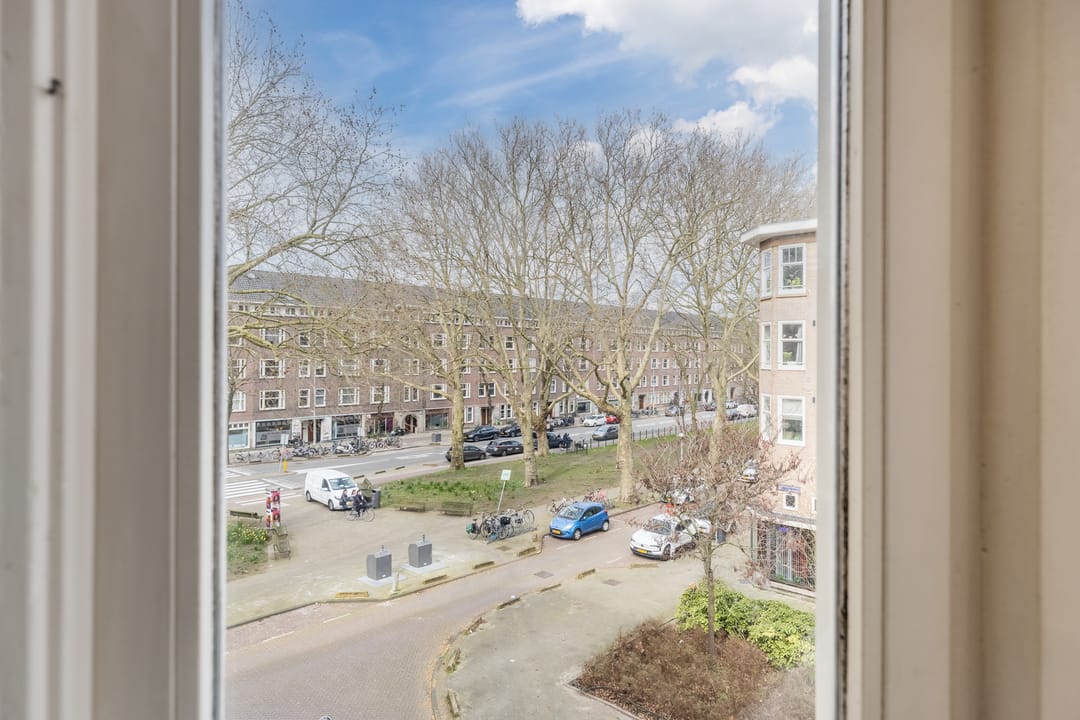 Photo 23 of Adriaan van Bergenstraat 5-2