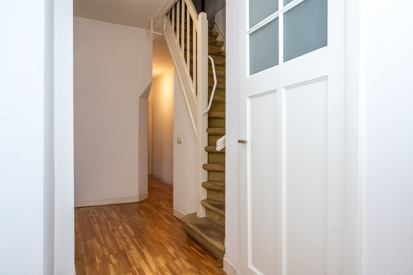 Photo 14 of Ruisdaelstraat 30