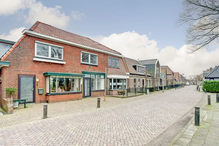 Photo 2 of Dorpsstraat 30