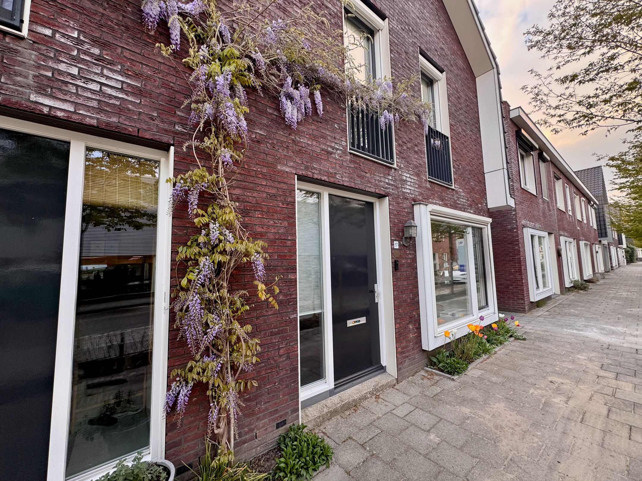 Foto 6 van De Genestetstraat 17