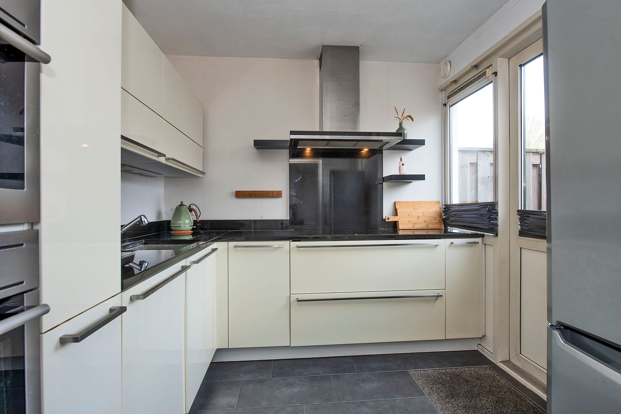 Foto 12 van Ribesstraat 11