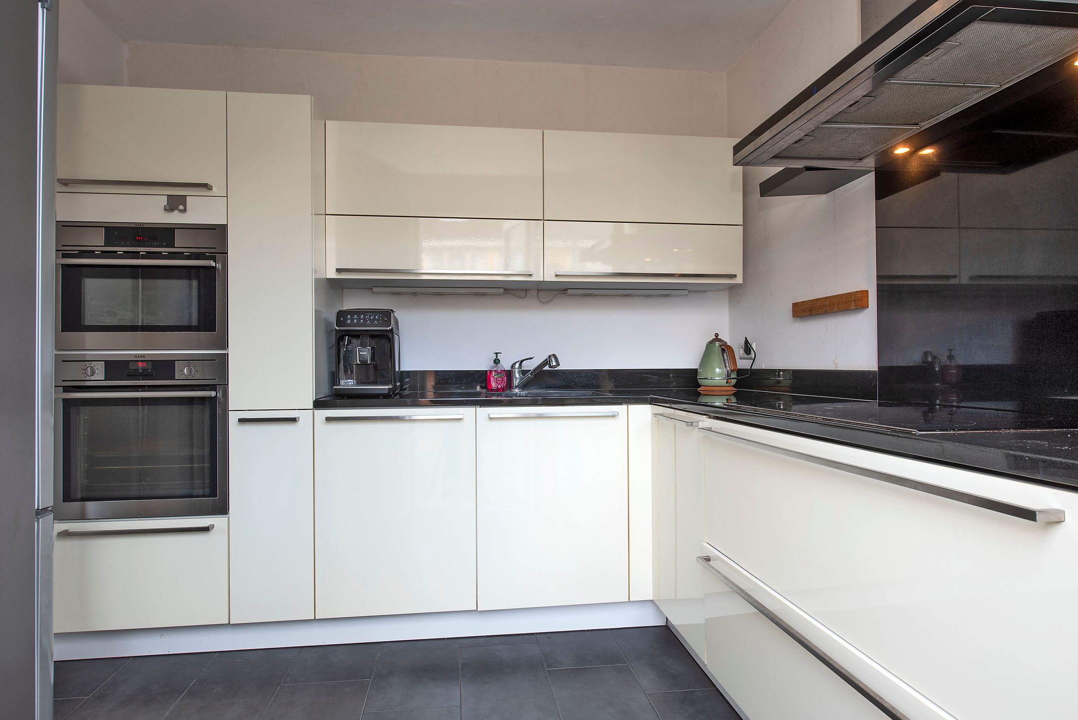 Foto 15 van Ribesstraat 11