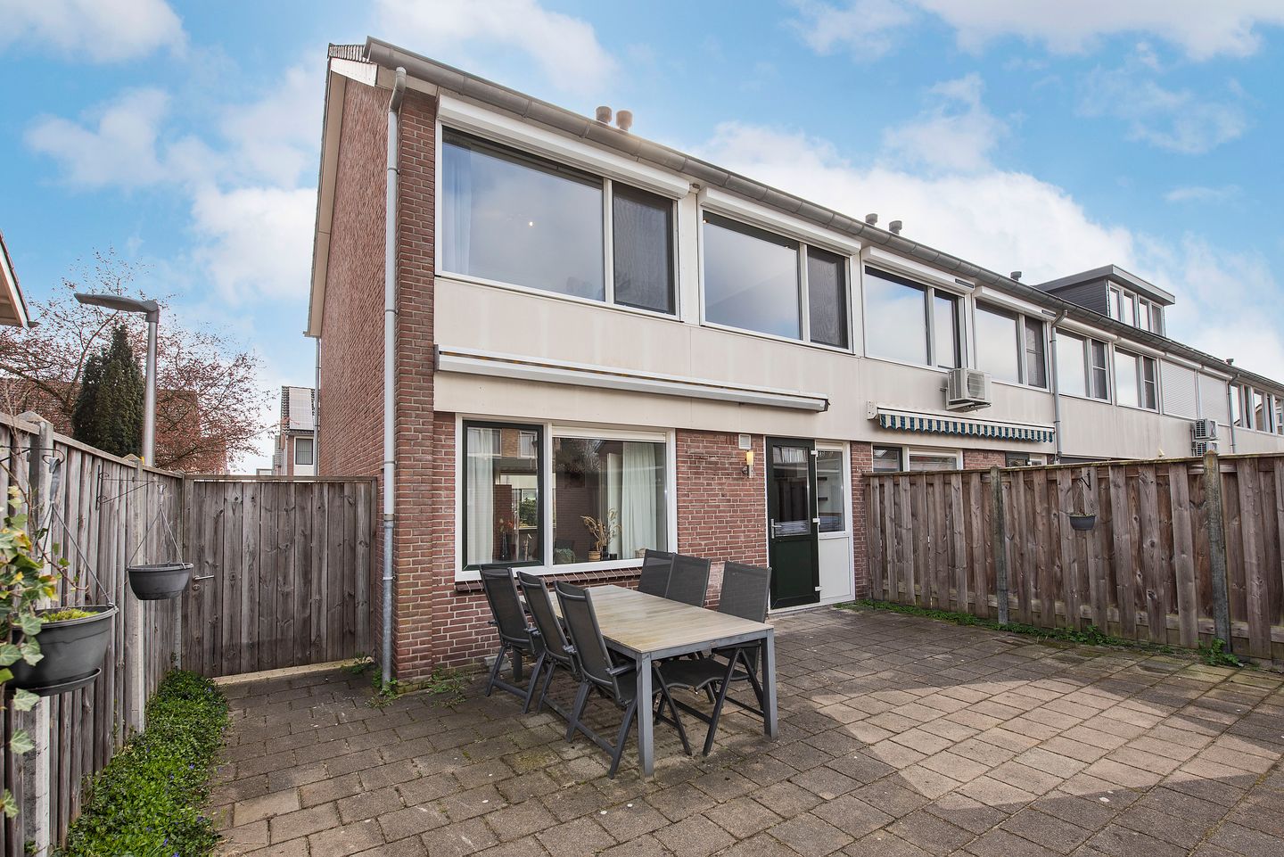 Foto 29 van Ribesstraat 11