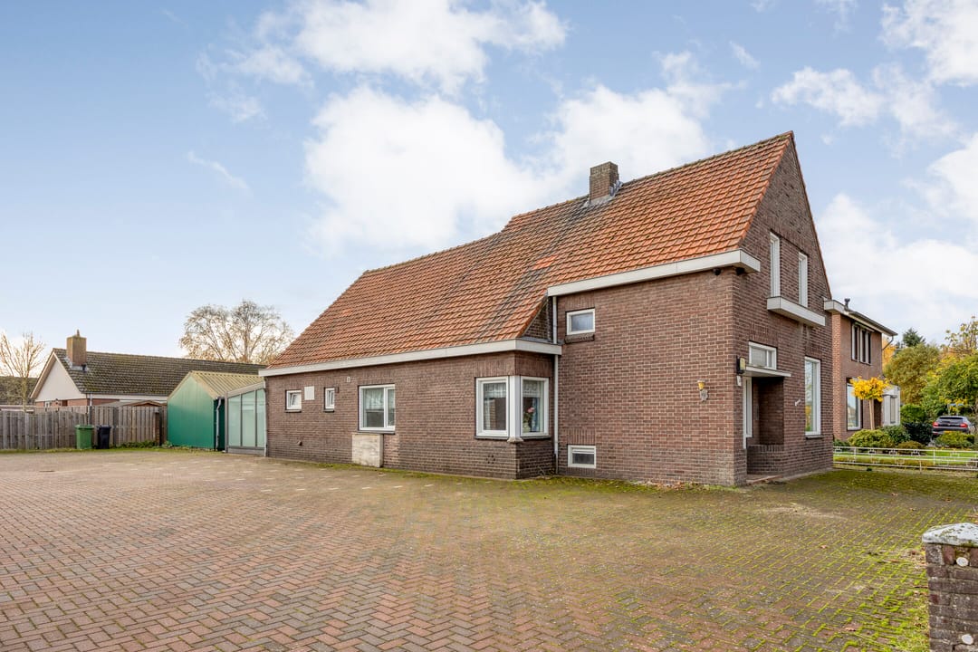 Foto 41 van Dorpstraat 33