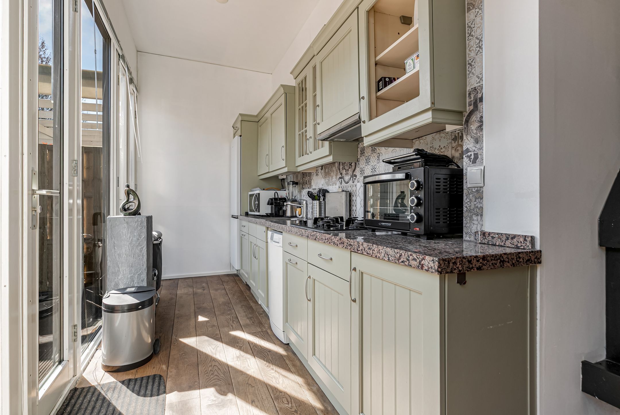 Photo 21 of Rozenstraat 23